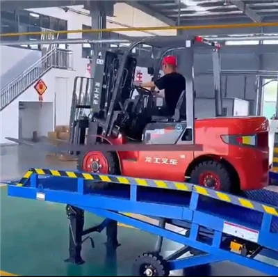 Mobile Ramp Two-section Folding Type